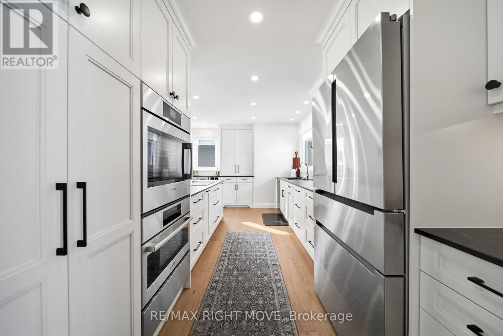 205 - 585 Atherley Road, Orillia, Ontario  L3V 7L5 - Photo 3 - S12885778