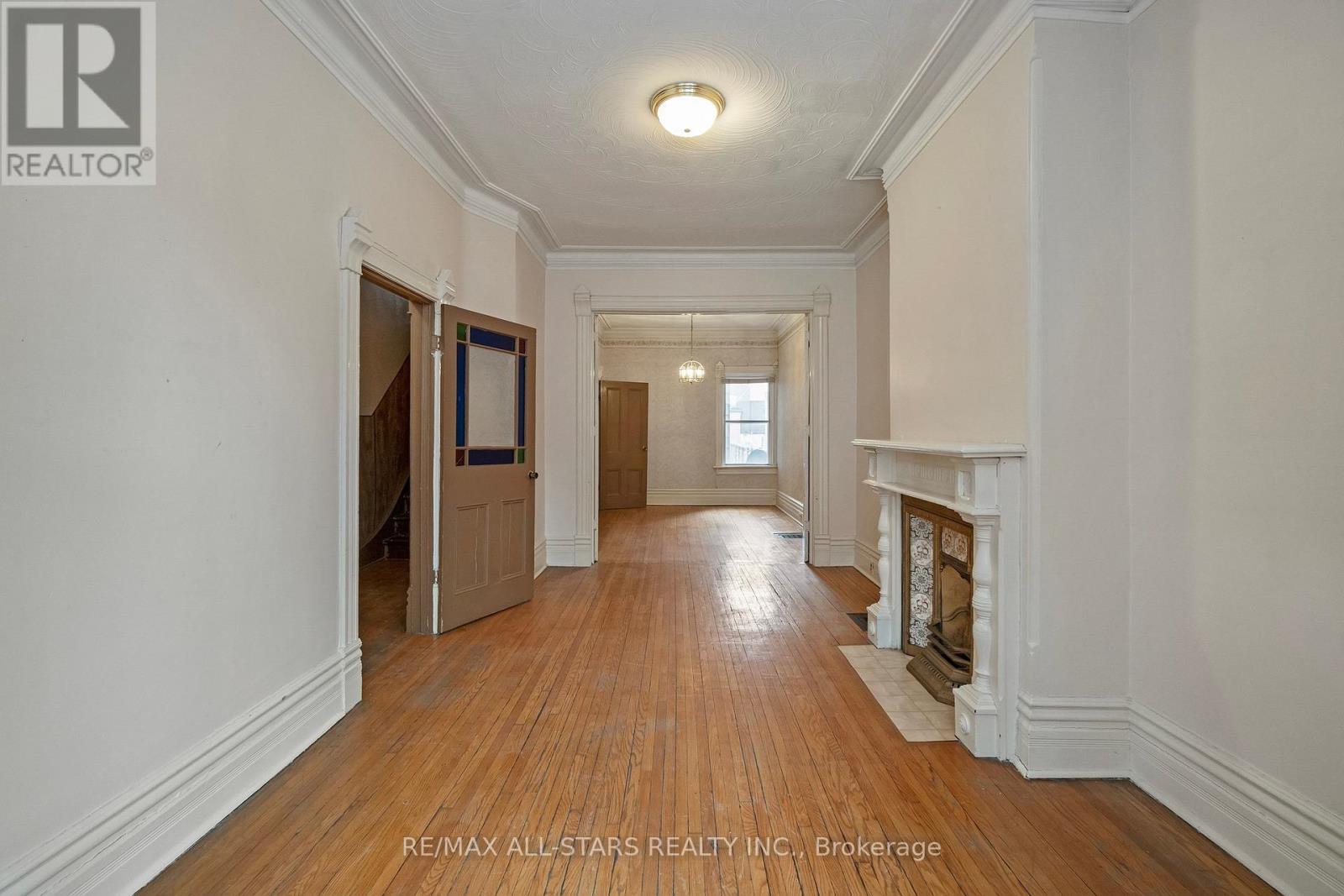 271 Lisgar Street, Toronto, Ontario  M6J 3G8 - Photo 8 - C12885568