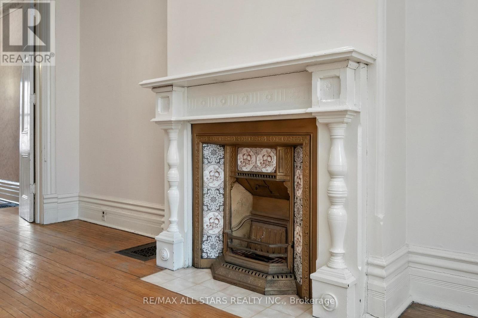 271 Lisgar Street, Toronto, Ontario  M6J 3G8 - Photo 6 - C12885568