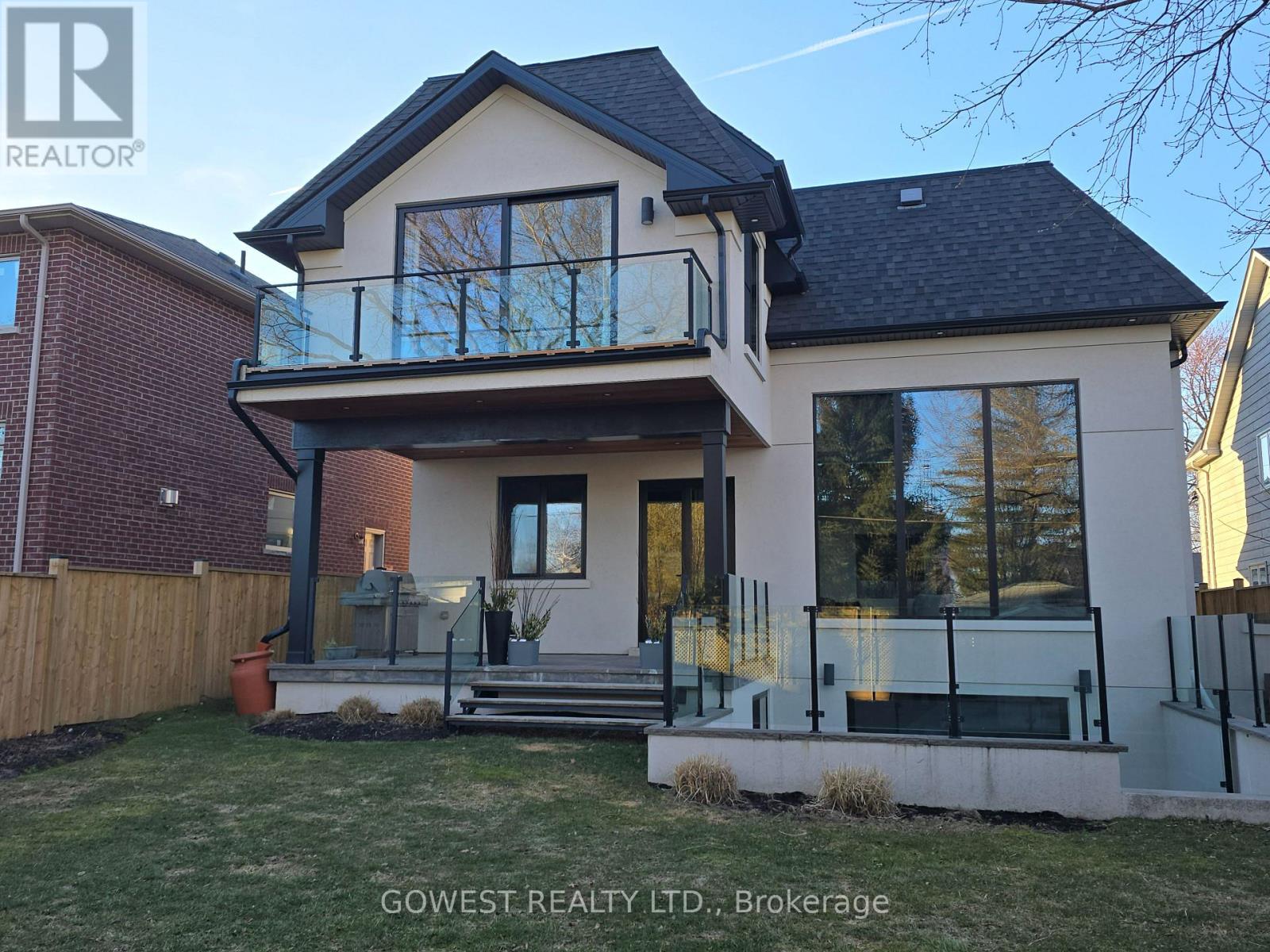 402 Niar Avenue, Mississauga (Mineola), Ontario  L5G 1W3 - Photo 50 - W12728338