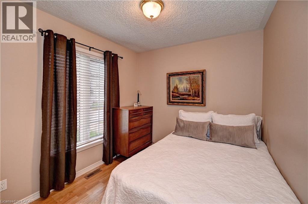 176 Wesley Crescent, Waterloo, Ontario N2J 4G8 - Photo 23 - 40811664