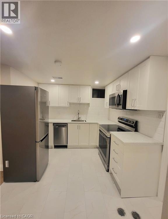 230 Helena Avenue Unit# Lower Level, Stoney Creek, Ontario  L8E 5K1 - Photo 10 - 40808165