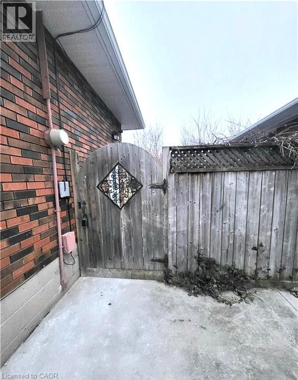 230 Helena Avenue Unit# Lower Level, Stoney Creek, Ontario  L8E 5K1 - Photo 2 - 40808165