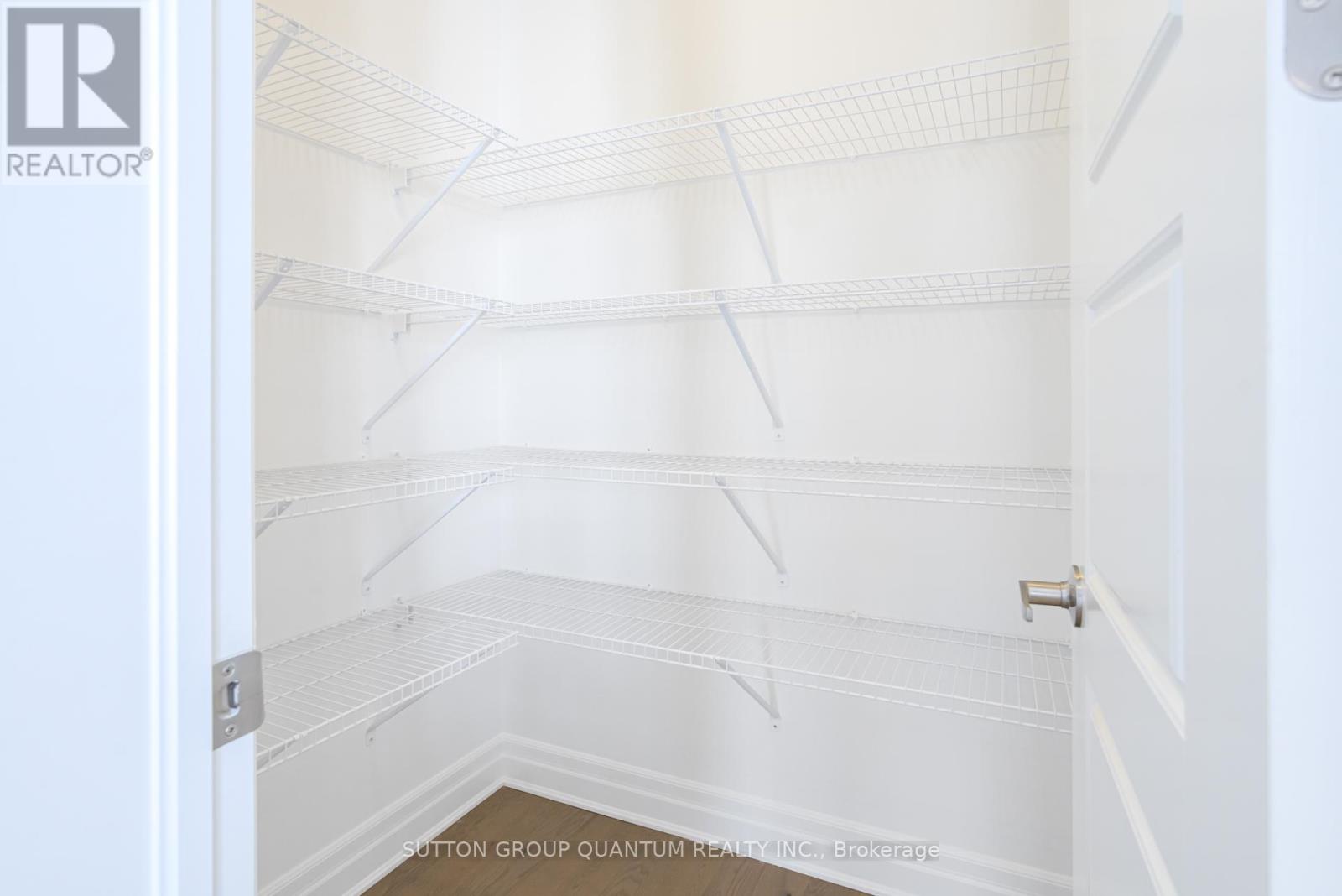 1243 Black Bear Trail, Oakville, Ontario  L6H 8B2 - Photo 18 - W12885744