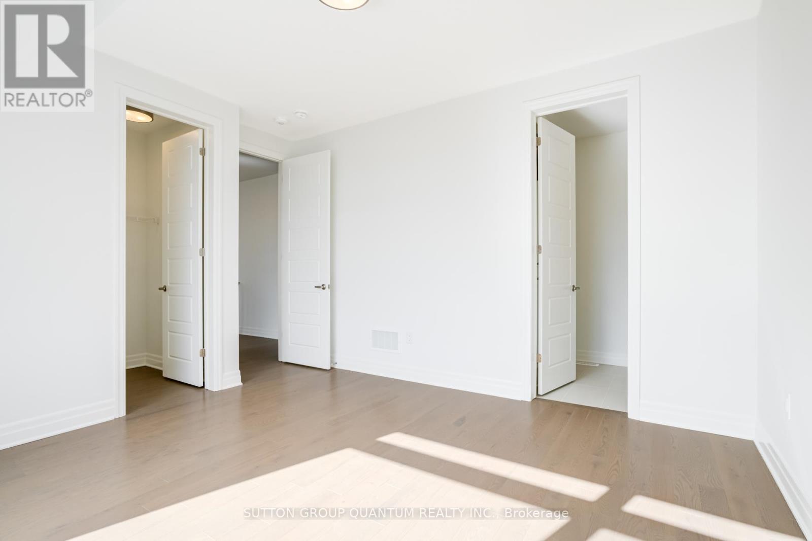 1243 Black Bear Trail, Oakville, Ontario  L6H 8B2 - Photo 33 - W12885744