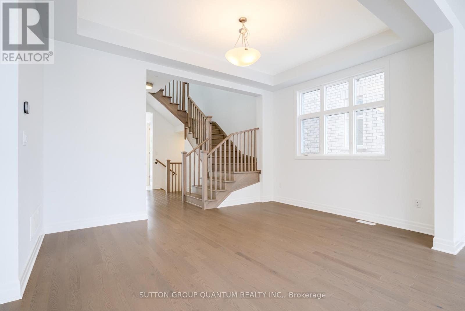 1243 Black Bear Trail, Oakville, Ontario  L6H 8B2 - Photo 7 - W12885744