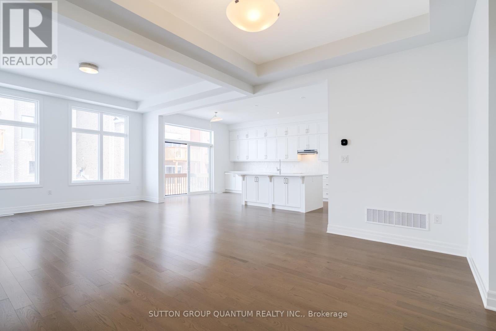 1243 Black Bear Trail, Oakville, Ontario  L6H 8B2 - Photo 8 - W12885744