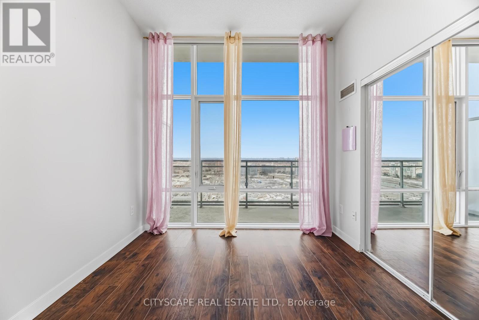 3212 - 360 Square One Drive, Mississauga (City Centre), Ontario  L5V 3A5 - Photo 20 - W12885844