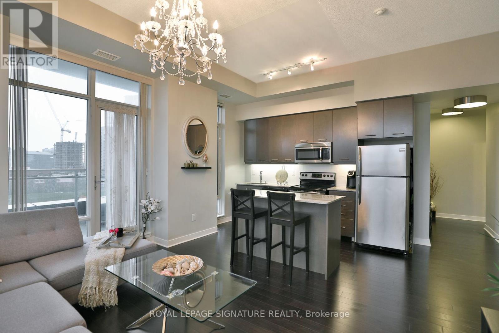 602 - 365 Prince Of Wales Drive, Mississauga (City Centre), Ontario  L5B 0G6 - Photo 7 - W12885848