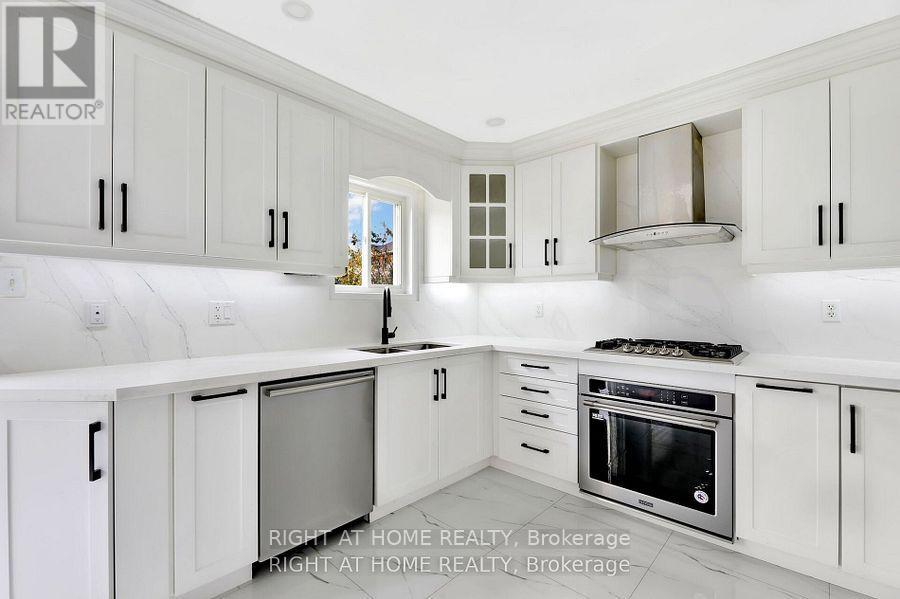 3 Silverbell Court, Brampton, Ontario  L7A 3V3 - Photo 10 - W12885854