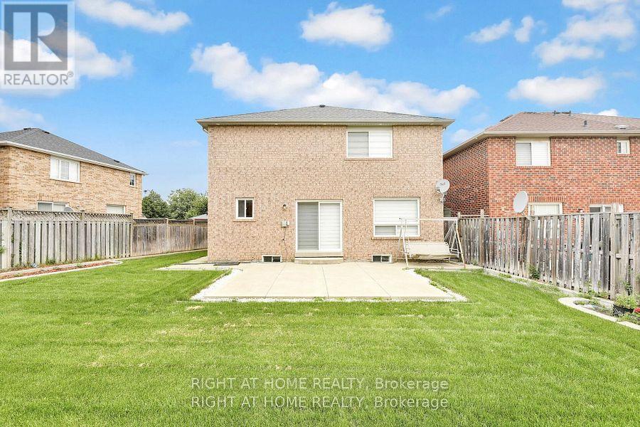 3 Silverbell Court, Brampton, Ontario  L7A 3V3 - Photo 41 - W12885854