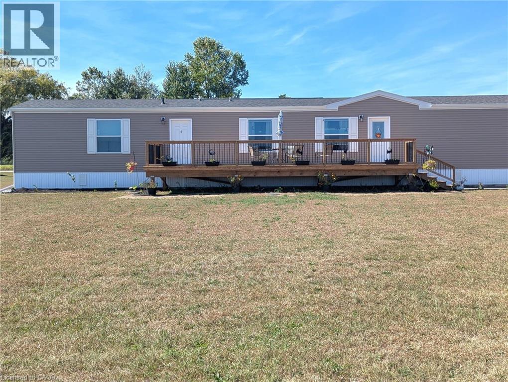 837 Fertilizer Road, Simcoe, Ontario  N3Y 4K6 - Photo 2 - 40806404