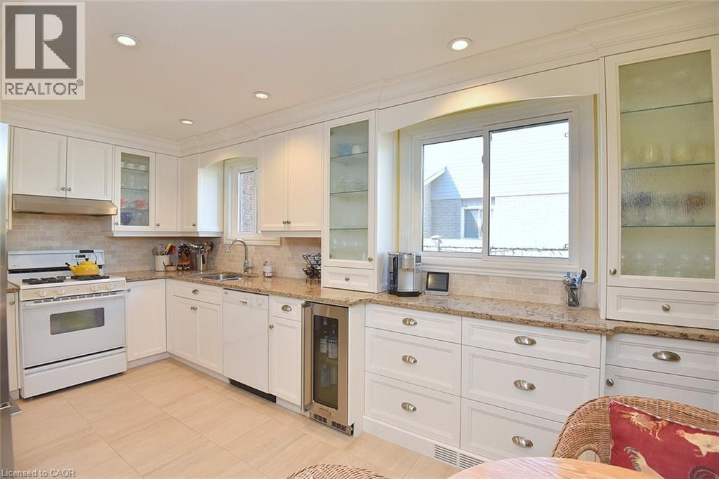 2 Novoco Drive, Hamilton, Ontario  L9C 7E7 - Photo 19 - 40811935