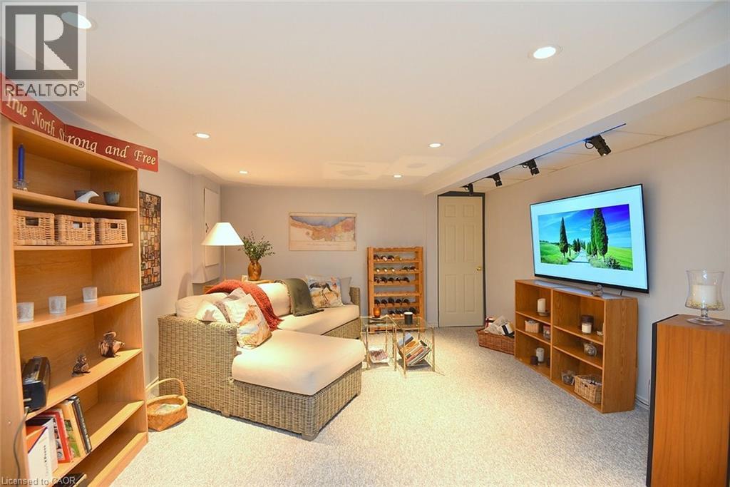 2 Novoco Drive, Hamilton, Ontario  L9C 7E7 - Photo 37 - 40811935