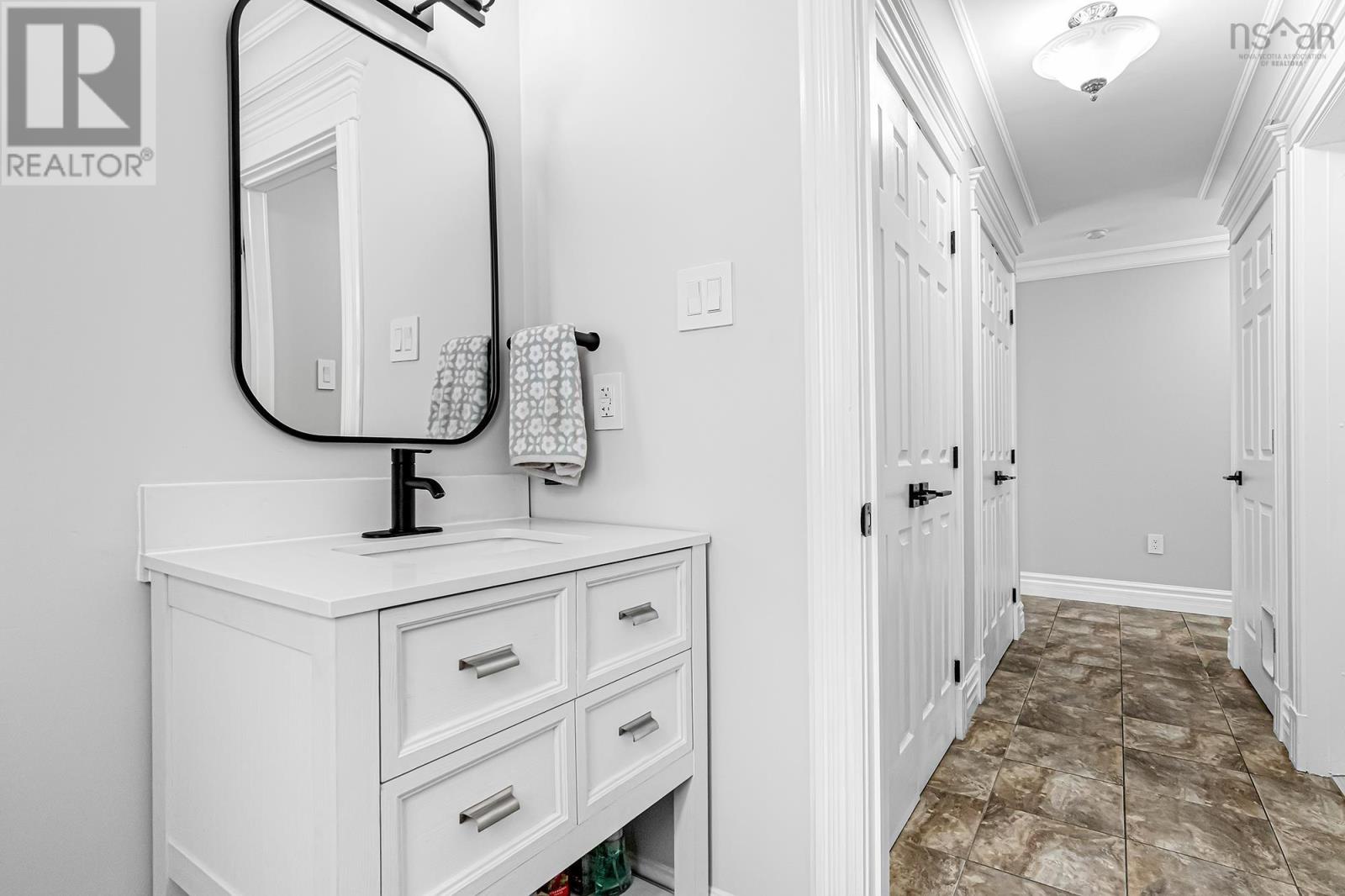 361 Portland Hills Drive, Dartmouth, Nova Scotia  B2W 6R4 - Photo 15 - 202604600