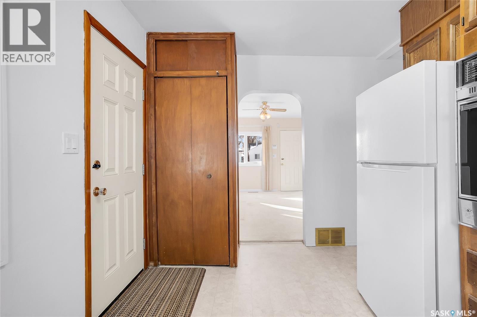 214 Q Avenue N, Saskatoon, Saskatchewan  S7L 2X6 - Photo 11 - SK030479