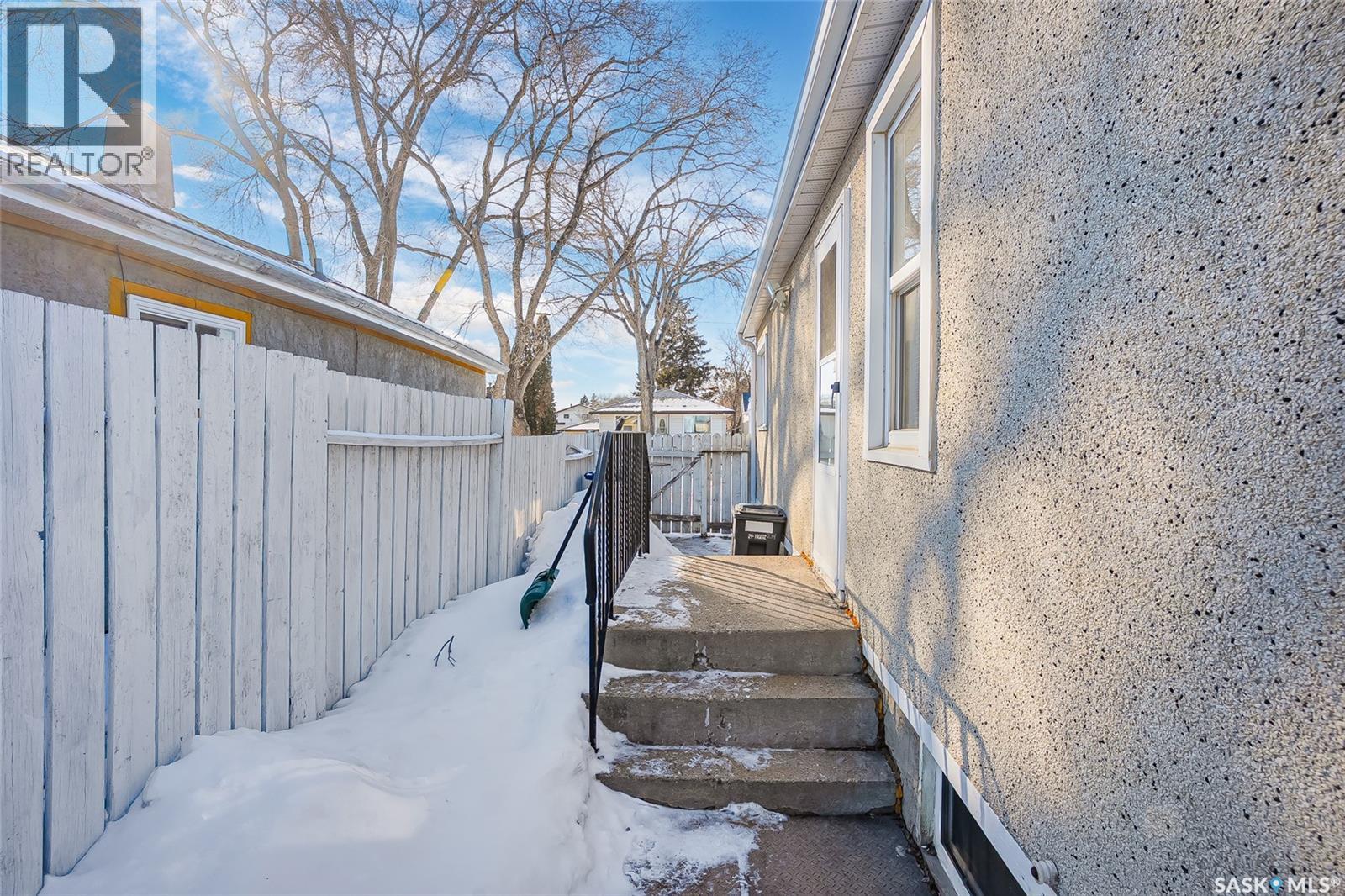 214 Q Avenue N, Saskatoon, Saskatchewan  S7L 2X6 - Photo 26 - SK030479