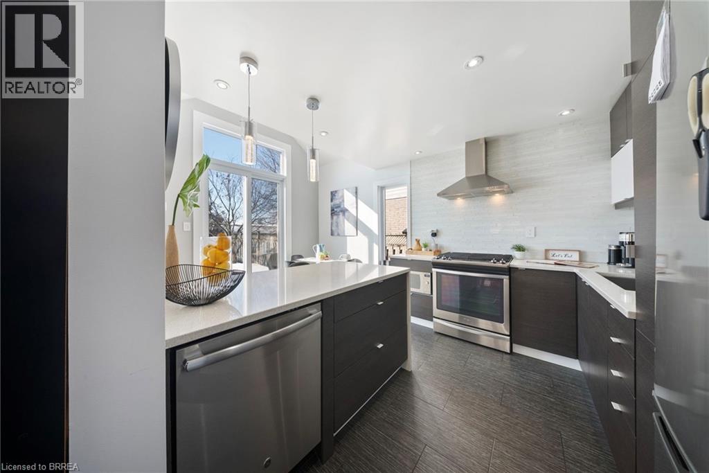 67 Wadsworth Crescent, Cambridge, Ontario  N1S 5A3 - Photo 6 - 40812394