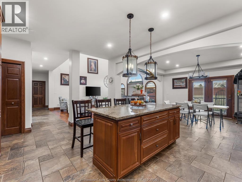 201 Ellison, Leamington, Ontario  N8H 5J2 - Photo 16 - 26005428