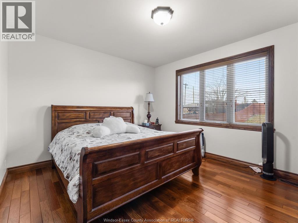 201 Ellison, Leamington, Ontario  N8H 5J2 - Photo 18 - 26005428