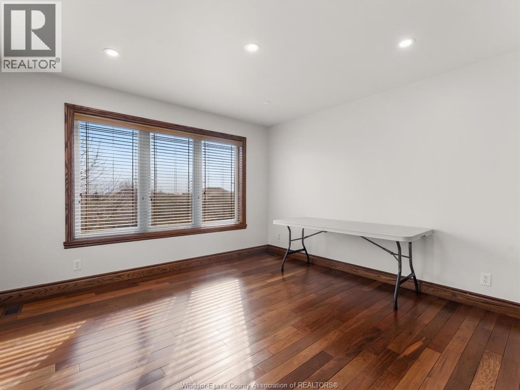 201 Ellison, Leamington, Ontario  N8H 5J2 - Photo 27 - 26005428