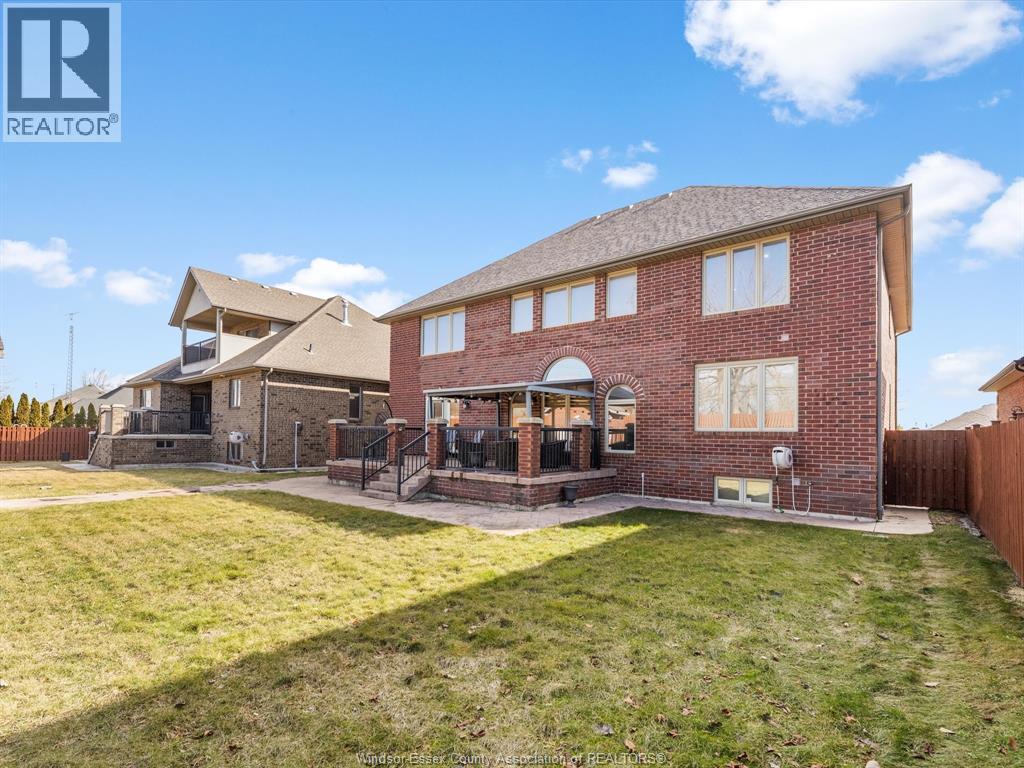 201 Ellison, Leamington, Ontario  N8H 5J2 - Photo 43 - 26005428