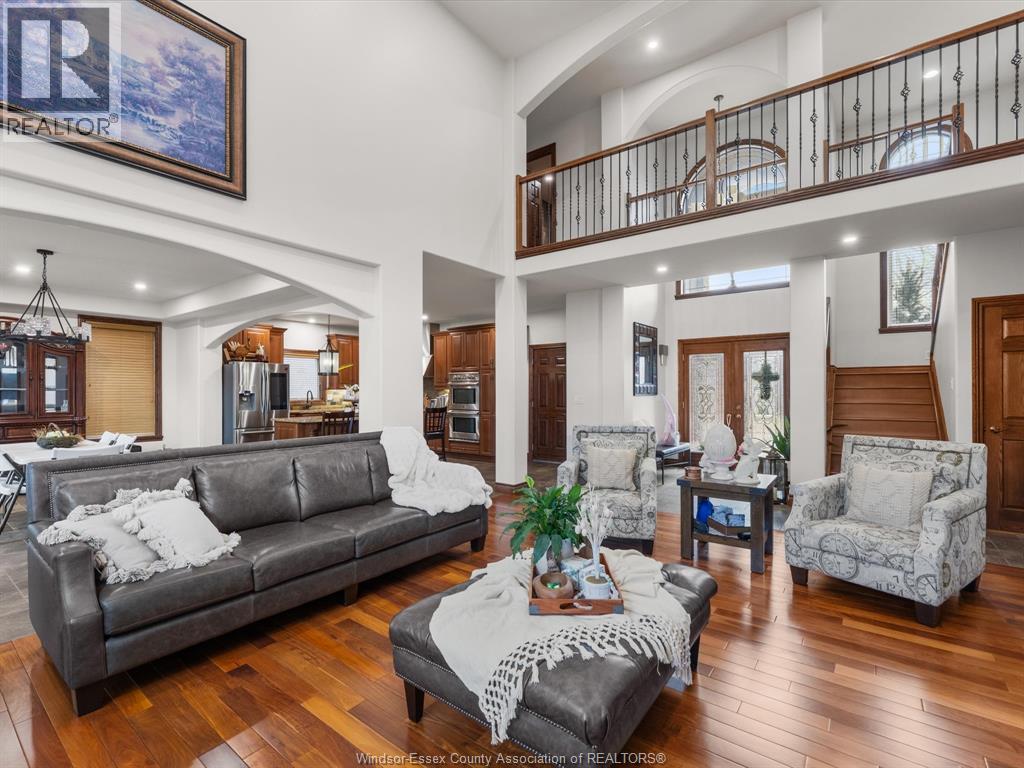 201 Ellison, Leamington, Ontario  N8H 5J2 - Photo 6 - 26005428