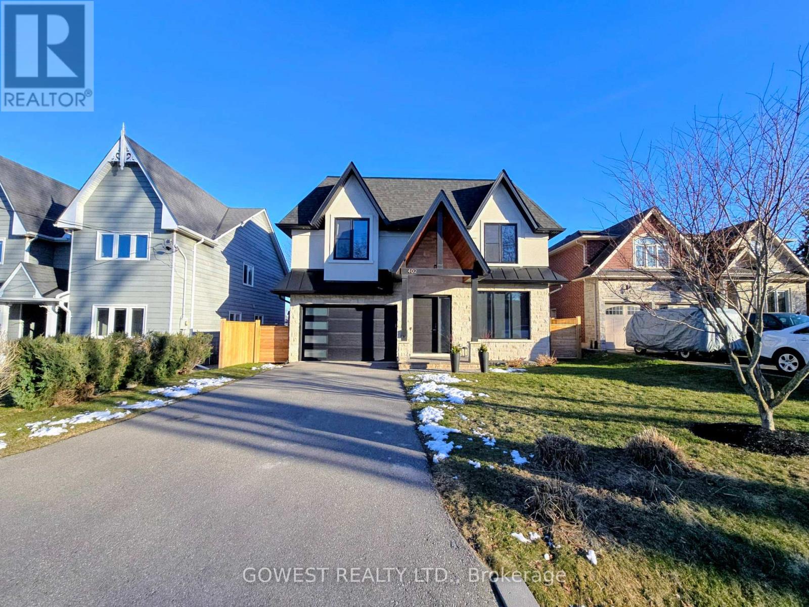 402 Niar Avenue, Mississauga (Mineola), Ontario  L5G 1W3 - Photo 2 - W12728338