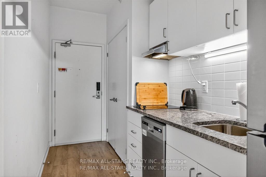 220 - 1800 Simcoe Street N, Oshawa, Ontario  L1G 4X9 - Photo 4 - E12885888