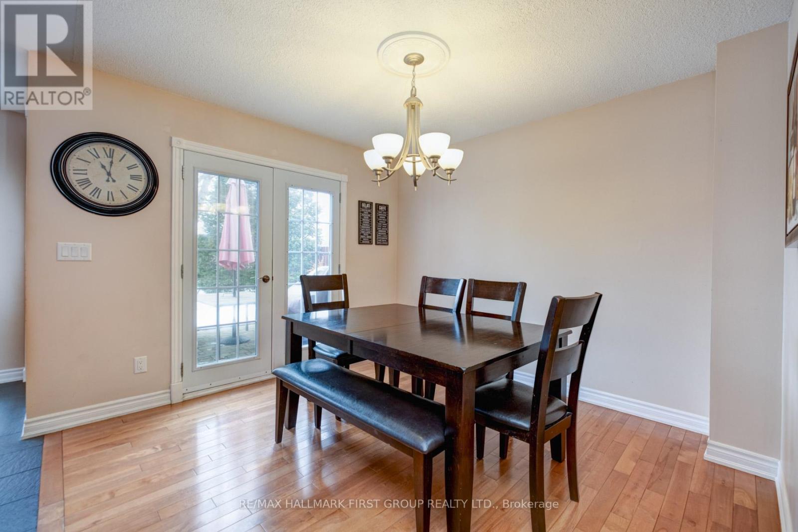 565 Birkdale Street, Oshawa (Donevan), Ontario  L1H 8C3 - Photo 10 - E12885892