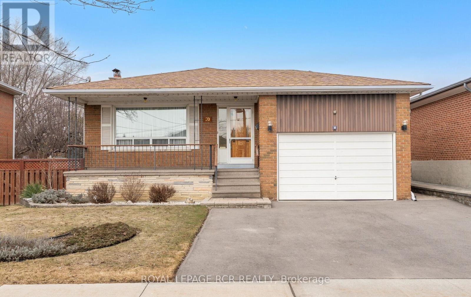 10 WEST WARESIDE ROAD, Toronto, Ontario