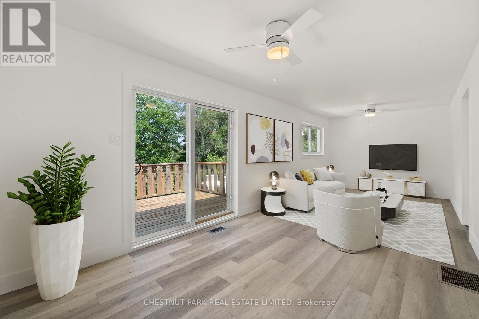 976 County Rd 13, Prince Edward County, Ontario  K0K 2P0 - Photo 8 - X12886068