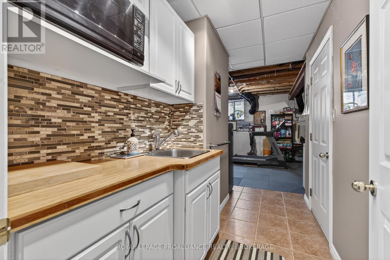 3953 Middle Woodland Drive, South Frontenac, Ontario  K0H 1X0 - Photo 31 - X12885932