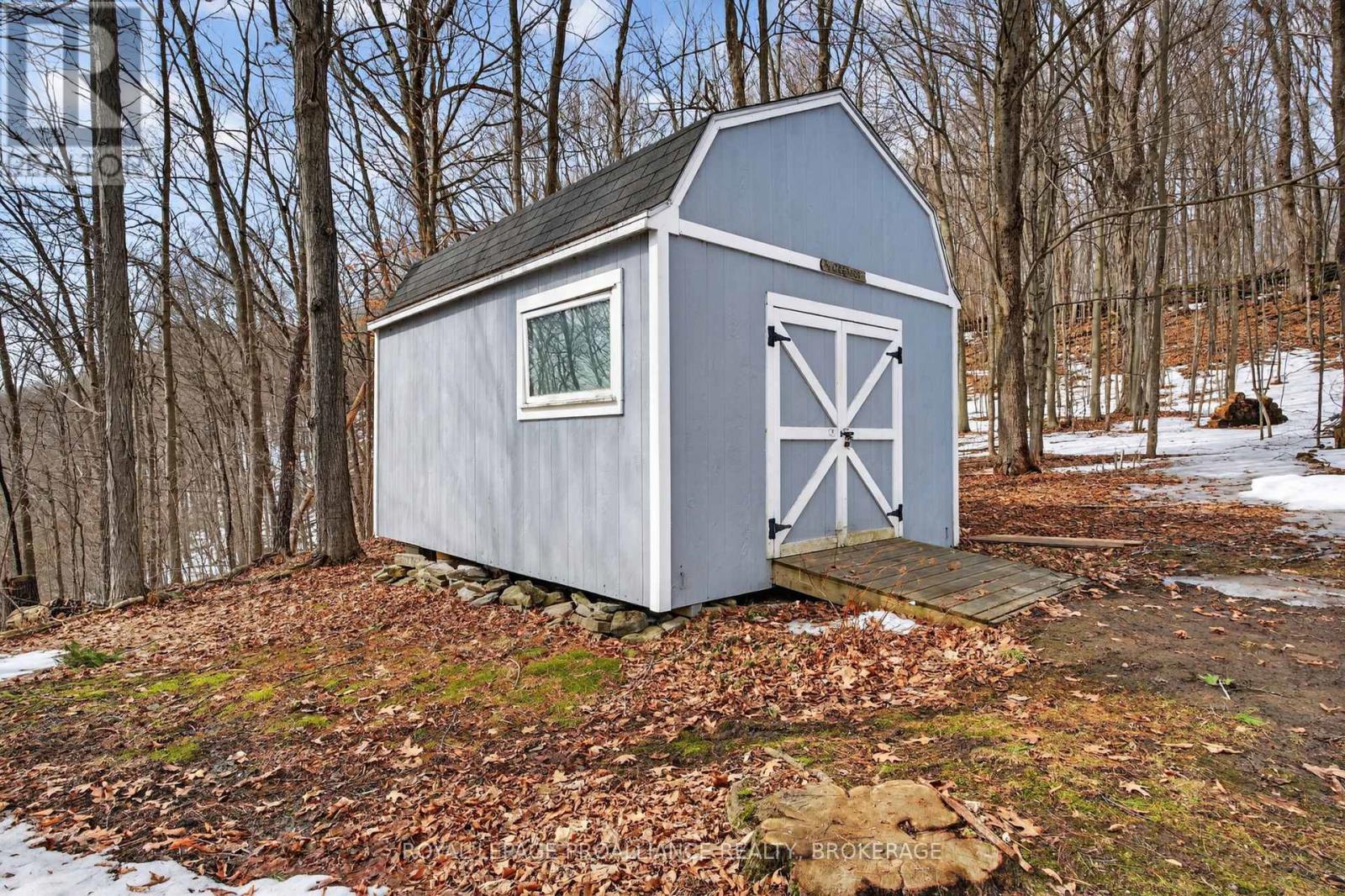 3953 Middle Woodland Drive, South Frontenac, Ontario  K0H 1X0 - Photo 34 - X12885932