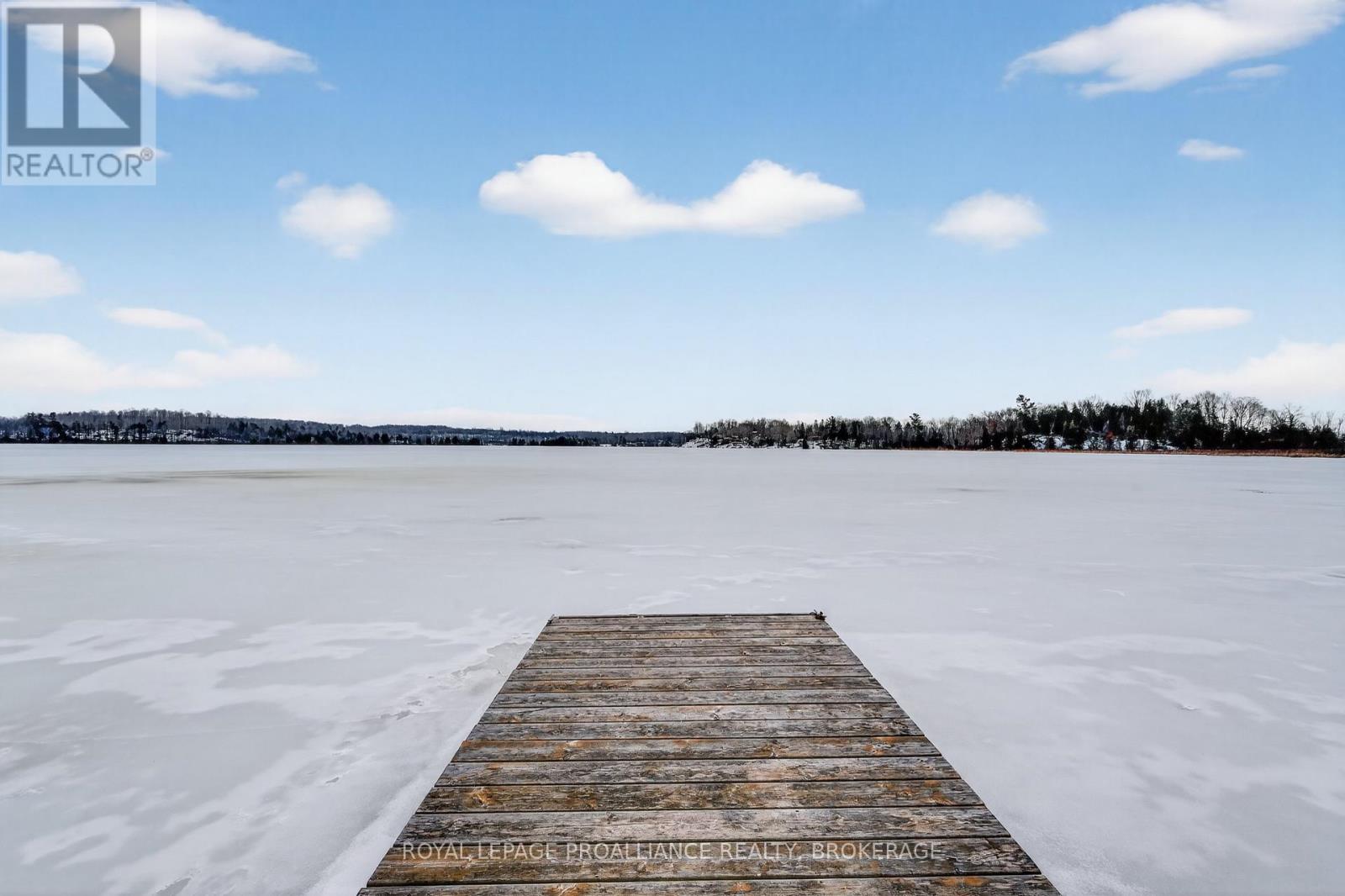 3953 Middle Woodland Drive, South Frontenac, Ontario  K0H 1X0 - Photo 37 - X12885932