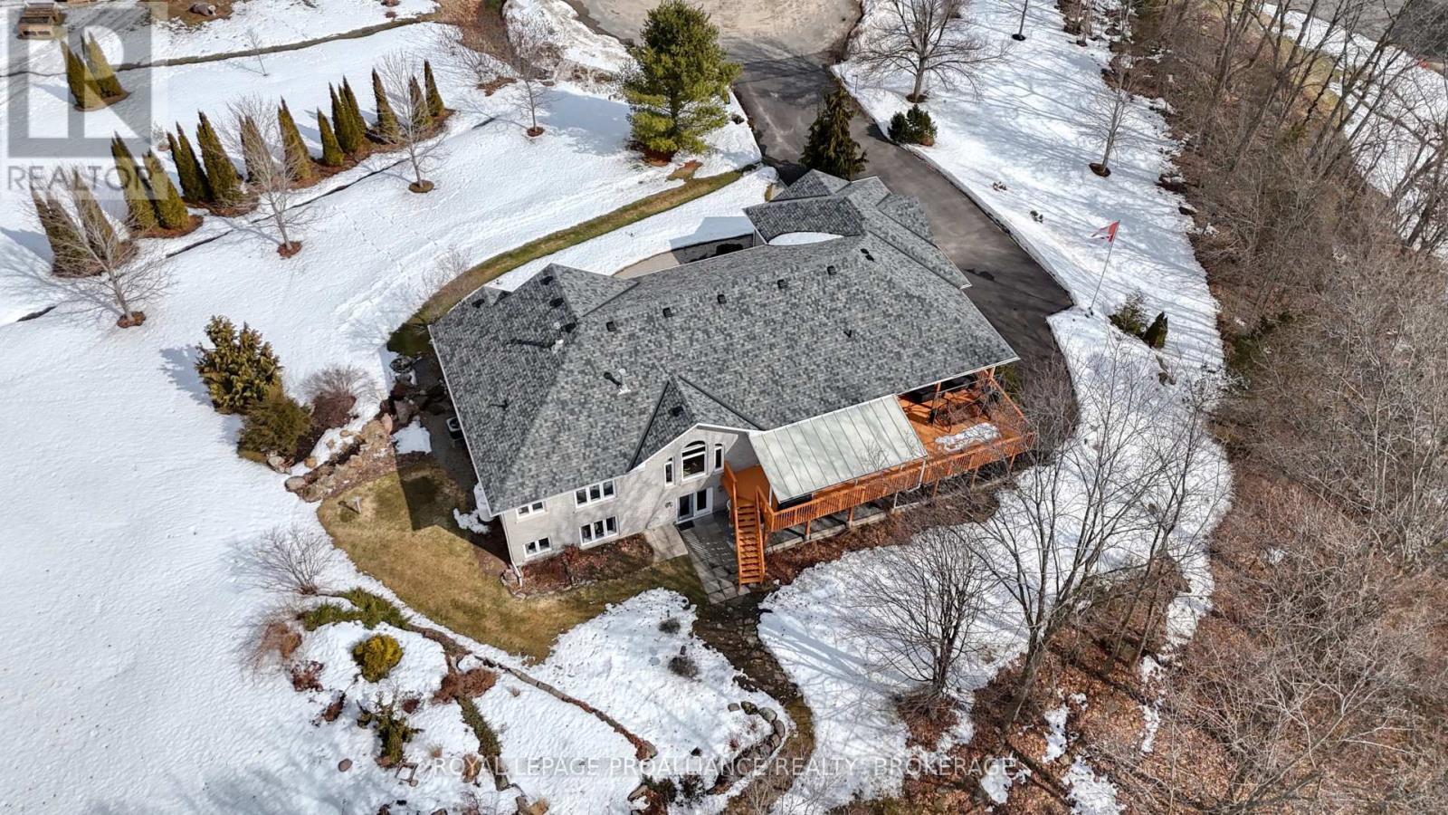 3953 Middle Woodland Drive, South Frontenac, Ontario  K0H 1X0 - Photo 44 - X12885932