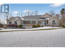 3953 MIDDLE WOODLAND DRIVE, South Frontenac, Ontario
