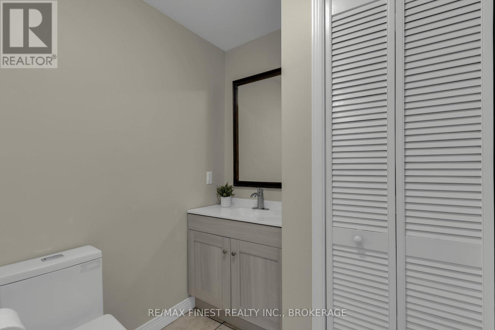 5002 Highway 2, Gananoque, Ontario  K7G 2V6 - Photo 17 - X12886088