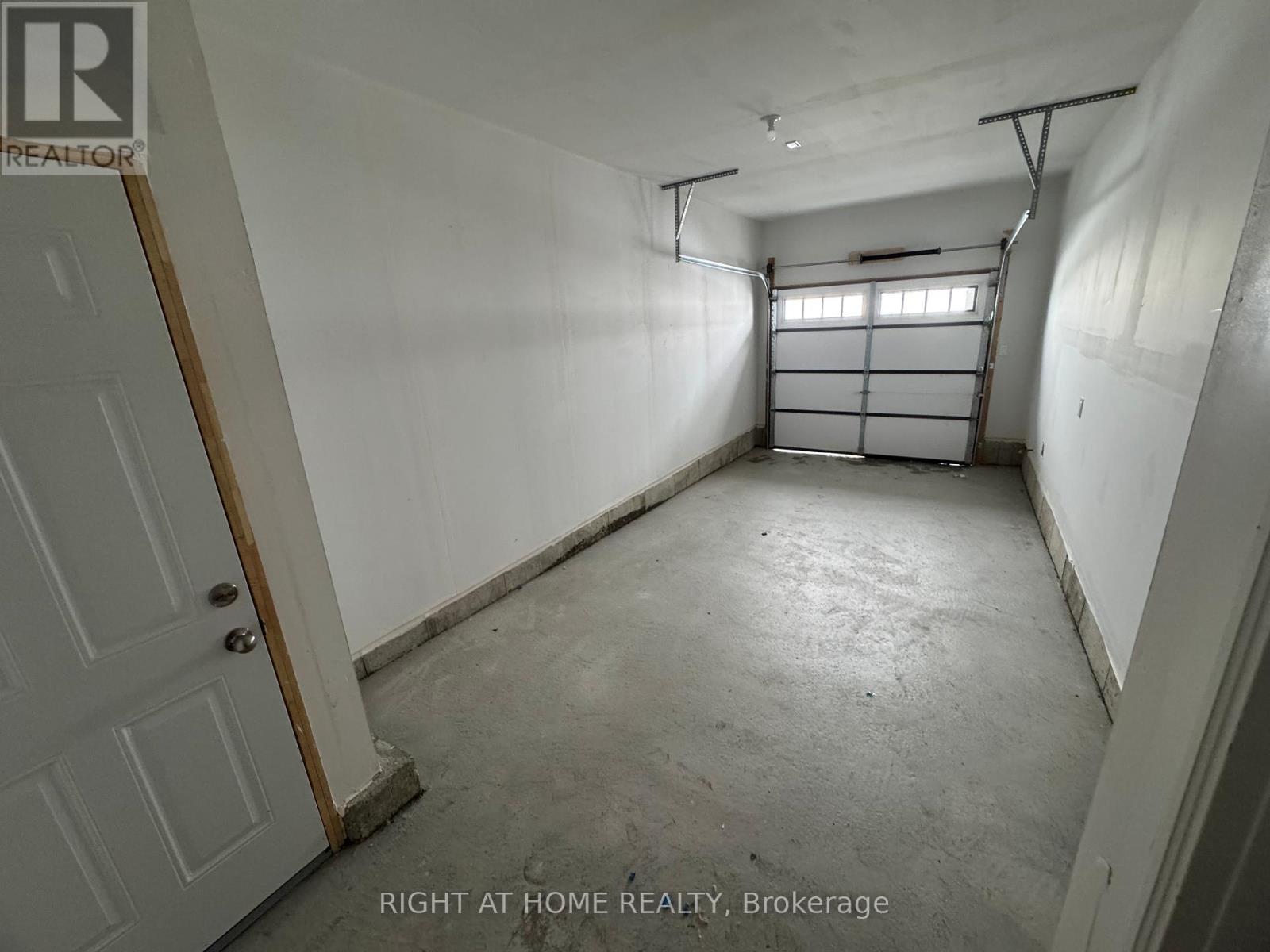 68 Sanderson Drive, Kawartha Lakes, Ontario  K9V 0S8 - Photo 43 - X12769522