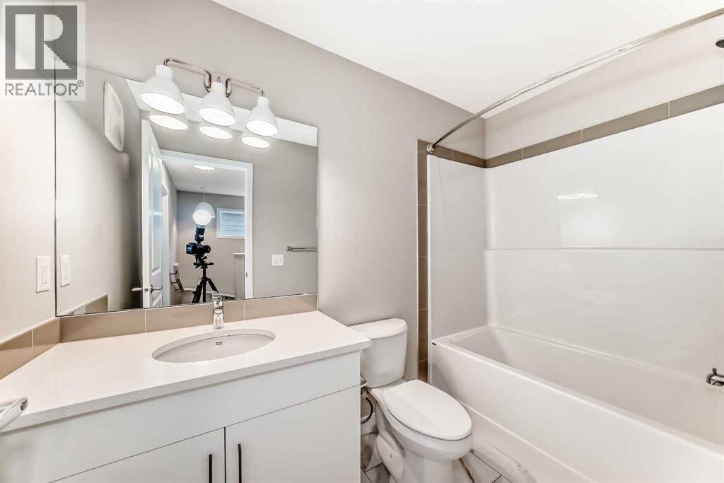 1168 Mahogany Boulevard Se, Calgary, Alberta  T3M 2T9 - Photo 25 - A2268797