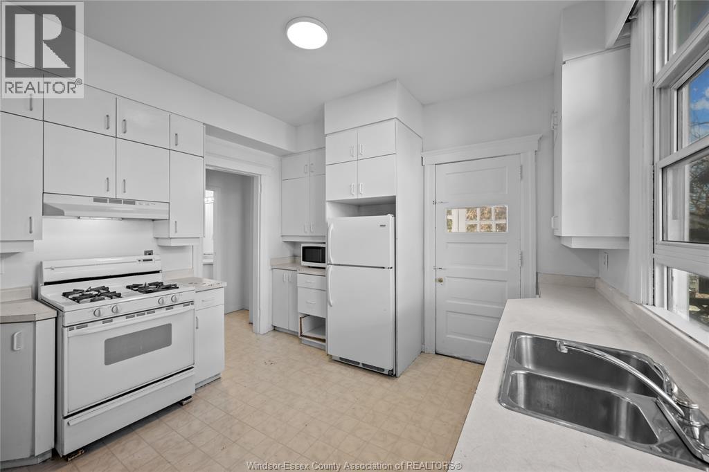 631 Church, Windsor, Ontario  N9A 4T5 - Photo 14 - 26004864