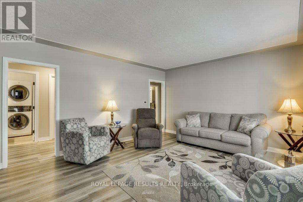 6247 Imperial Road, Malahide, Ontario  N5H 2R2 - Photo 5 - X12886170