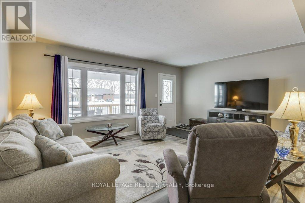 6247 Imperial Road, Malahide, Ontario  N5H 2R2 - Photo 7 - X12886170