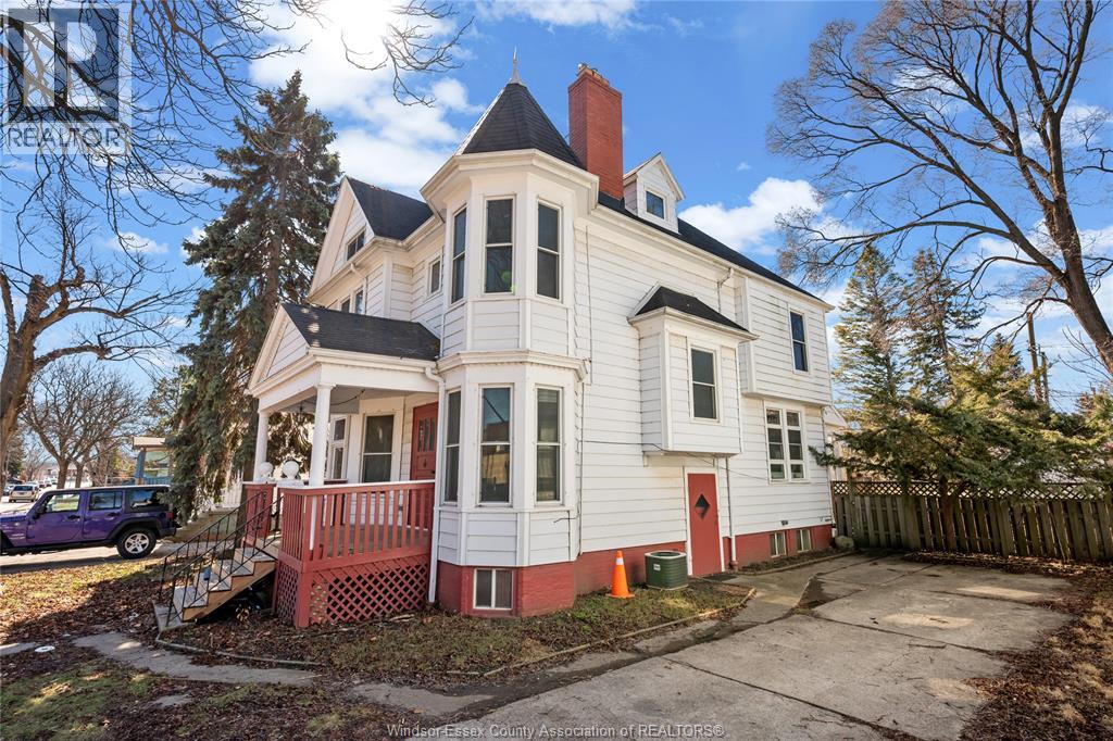 MLS# 26004864: 631 CHURCH, Windsor, Canada