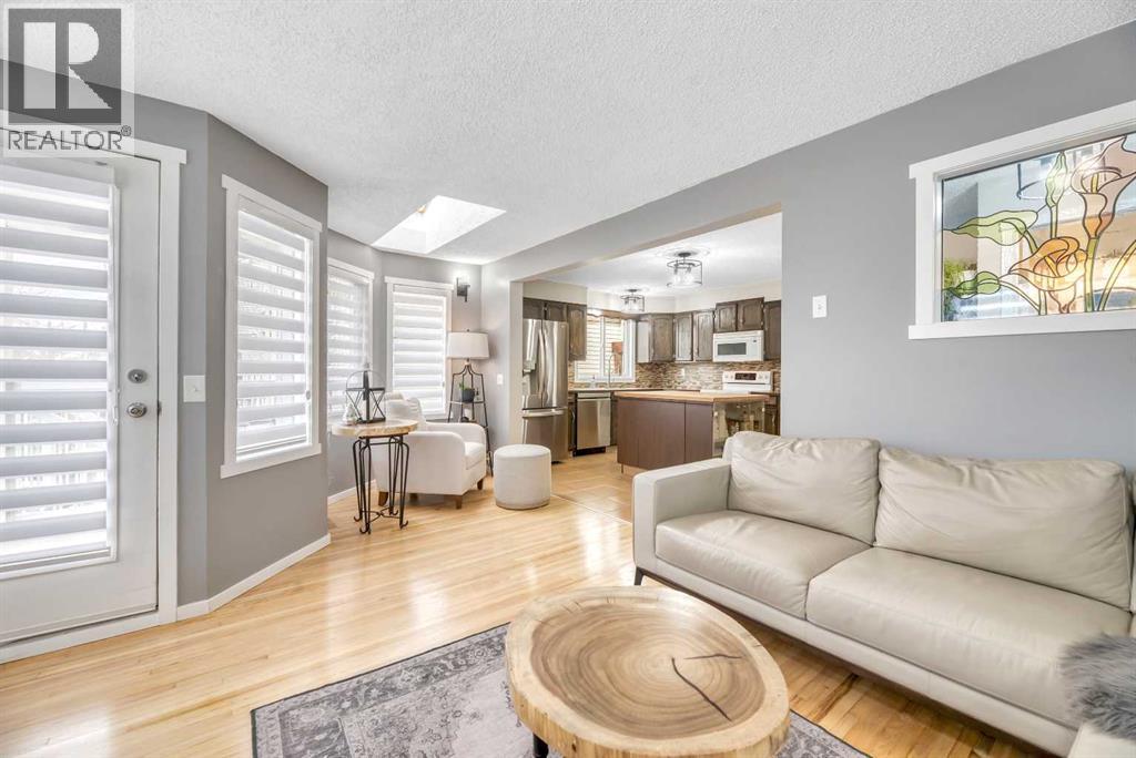 391 Scenic Glen Place Nw, Calgary, Alberta  T3L 1J5 - Photo 17 - A2285174