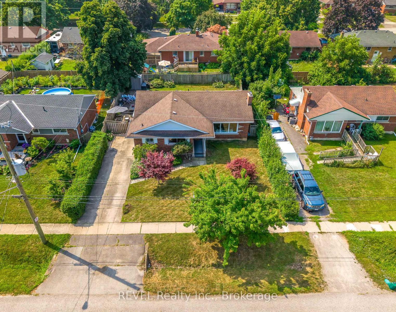 18 Broadmore Avenue, St. Catharines, Ontario  L2M 6A5 - Photo 24 - X12852912