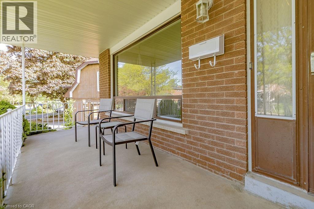 20 Manorcrest Street, Brampton, Ontario  L6S 2X1 - Photo 4 - 40812017