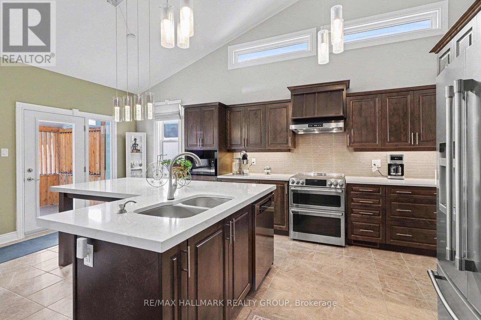 825 Platinum Street, Clarence-Rockland, Ontario  K4K 0J2 - Photo 16 - X12885910