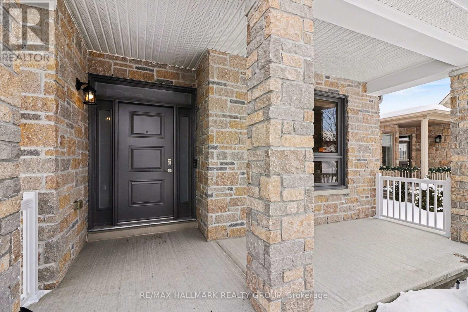 825 Platinum Street, Clarence-Rockland, Ontario  K4K 0J2 - Photo 8 - X12885910