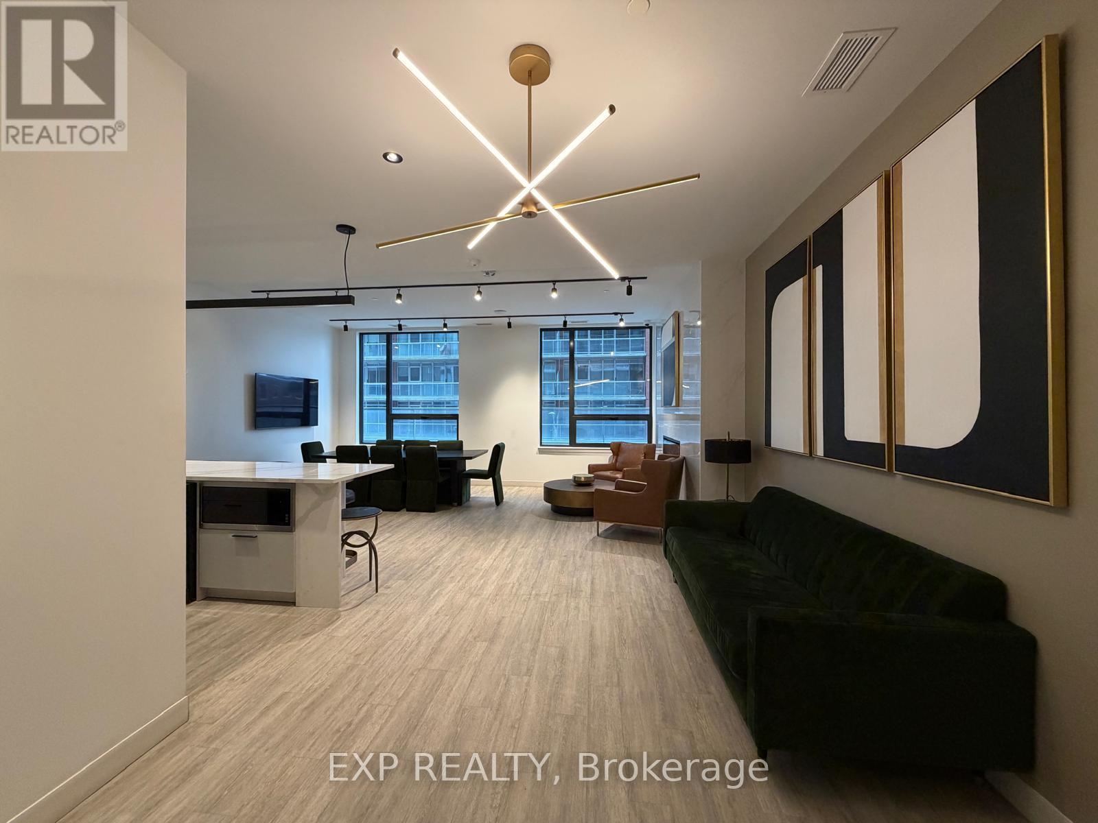 304 - 180 George Street, Ottawa, Ontario  K1N 0G8 - Photo 19 - X12885952